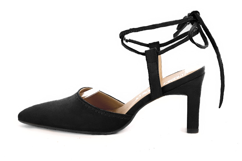 Chaussure a discount talon noir ouverte